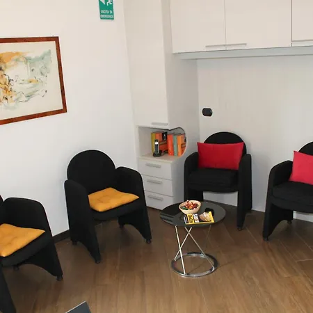 Andenis Tiber House