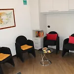 Andenis Tiber House