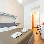 Andenis Tiber House Rom