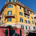 Andenis Tiber House Rom