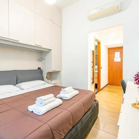 Andenis Tiber House Konukevi