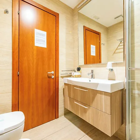 Konukevi Andenis Tiber House Roma